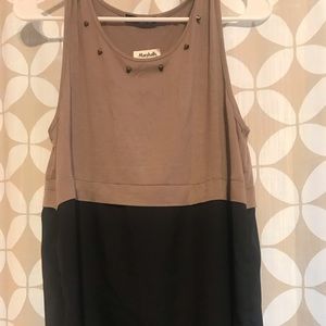 Sleeveless blouse!